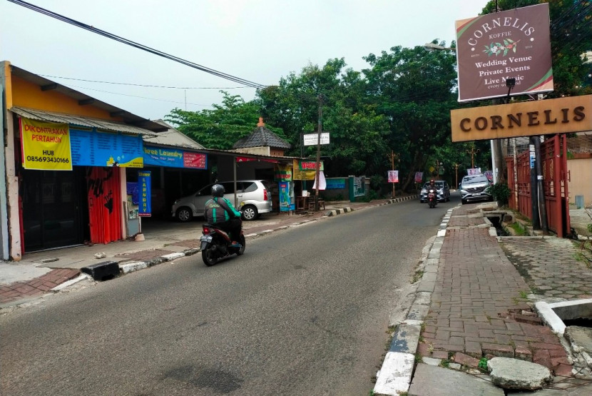 Ini Jalan Pemuda di Kota Depok yang di huni orang-orang Belanda Depok yang dimasa penjajahan Belanda merupakan jalan utama pemerintahan Cornelis Chastelein dan menjadi daerah otonom yang sempat memiliki 4 presiden hingga 1952. (Foto: Rusdy Nurdiansyah/Ruzka Indonesia)