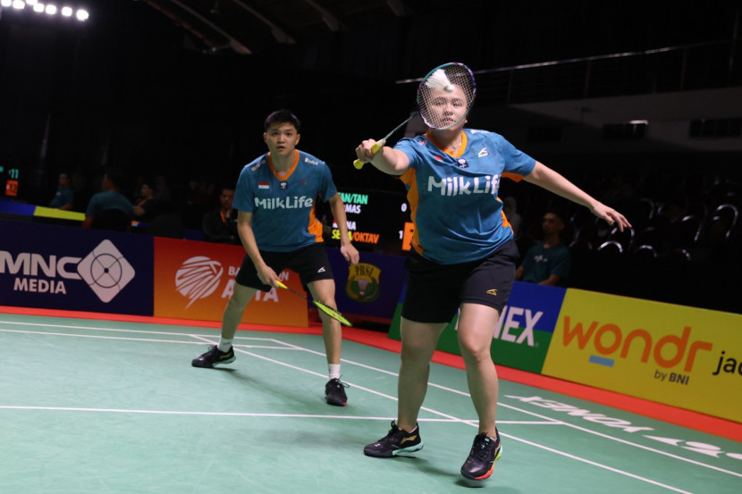 Indonesia memastikan gelar di ganda campuran di Indonesia International Challenge 2024. Pasangan Bobby Setiabudi/Melati Daeva Oktavianti (PBSI)