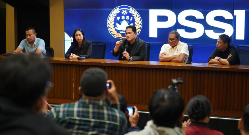 Ketua Umum PSSI, Erick Thohir saat jumpa pers persiapan Timnas Indonesia dalam babak ketiga Piala Dunia 2026. (Foto: Dok Ruzka Indonesia)