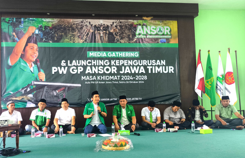 Ketua PW GP Ansor Jatim Musaffa Safril (keempat kiri) paparkan program strategis empat tahun ke depan