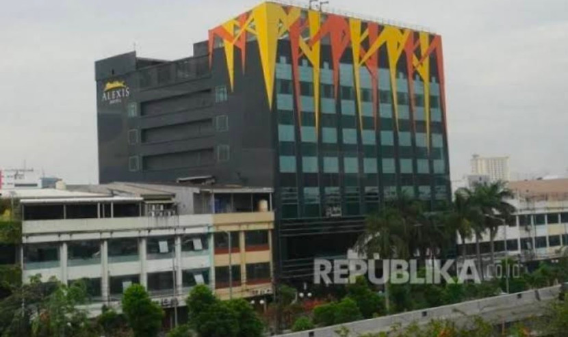 Hotel Alexis yang berada di Jalan RE Martadinata, Ancol, Jakarta Utara ditutup Pemprov DKI Jakarta pada 27 Oktober 2017 karena menjadi tempat prostitusi, perdagangan manusia dan peredaran narkoba. (Foto: Dok Republika)