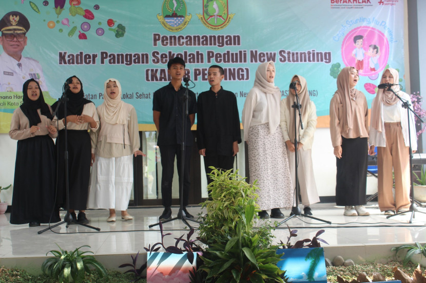 Pencanangan program Kader pangan sekolah peduli stunting (Kader Penting) di MAN 1 Kota Sukabumi, Kamis (31/10/2024).