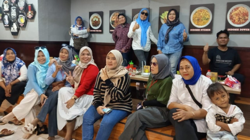 MGC Komunitas Emak-Emak Gaul Depok yang Kompak Berbagi dan Berkegiatan Positif