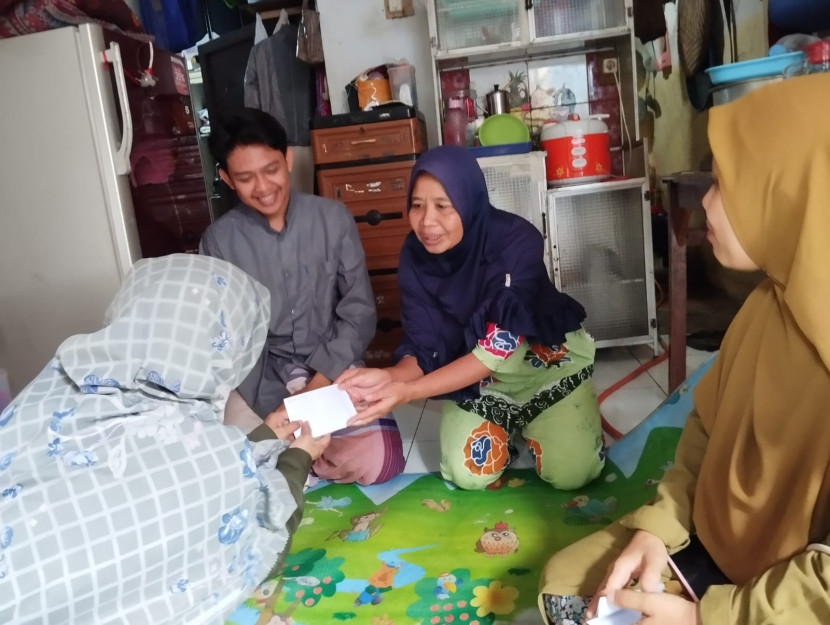 Bantuan Korban Bencana di Sukabumi Mengalir, Termasuk dari Madrasah Peduli