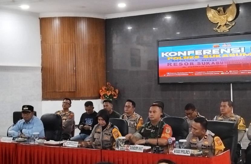 Konferensi pers Polrea Sukabumi Kota dalam capaian kinerja 116 hari terakhir di Mapolres Sukabumi Kota, Sabtu (9/11/2024).