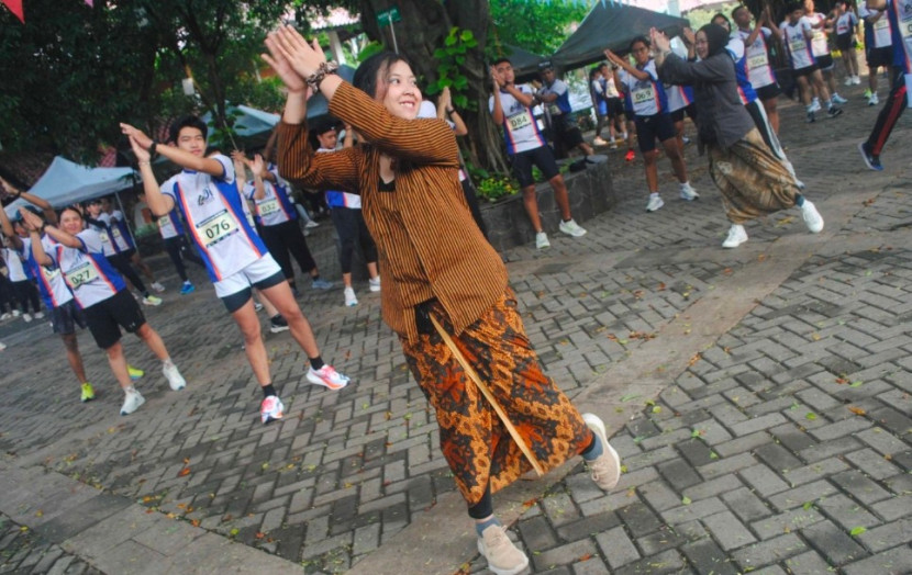 BEM UI dan Iluni UI gelar acara Charity Fun Run yang terbuka untuk umum bertajuk Humaniorun UI 2024. (Foto: Dok Humas Komunitas Bakul Budaya)