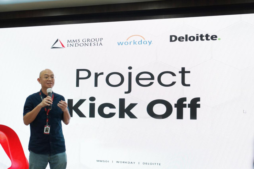 CEO MMS Group Indonesia Sendy Greti meresmikan project kick off bersama Workday Sumber: MMS Group Indonesia