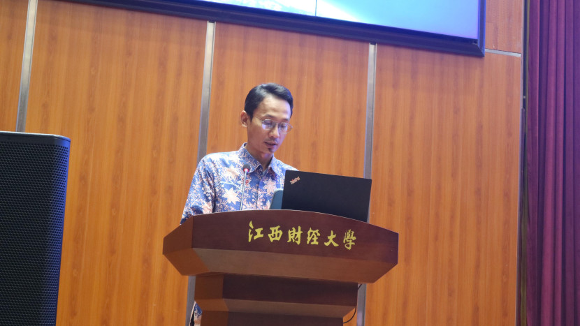 Athor Subroto on his remarks in The 8th International Conference on Strategic and Global Studies in China. Source: SSGS UI