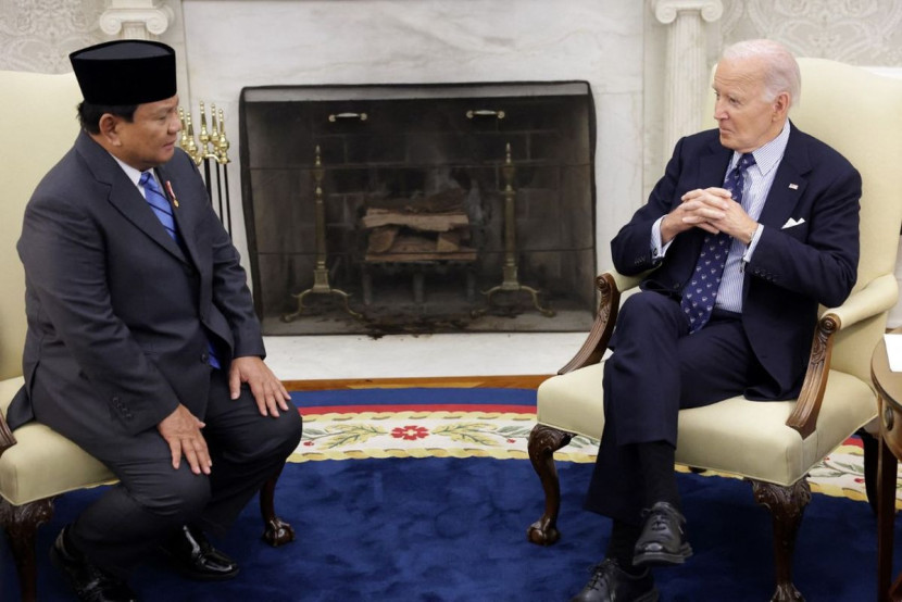 Presiden Amerika Serikat (AS) Joe Biden bertemu dengan Presiden Indonesia Prabowo Subianto di Ruang Oval Gedung Putih ,Washington, DC pada Selasa (12/11/2024).  (Foto: Ist)