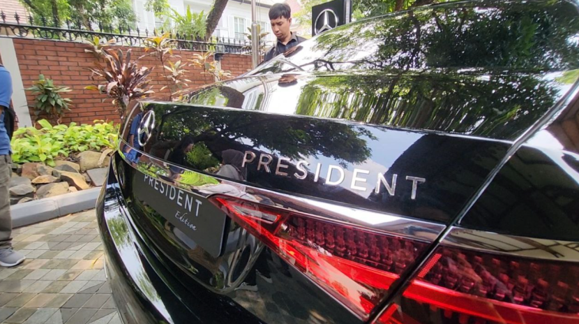 Ini Perbedaan Mercedes-Benz S450 President Edition dengan Versi Standar