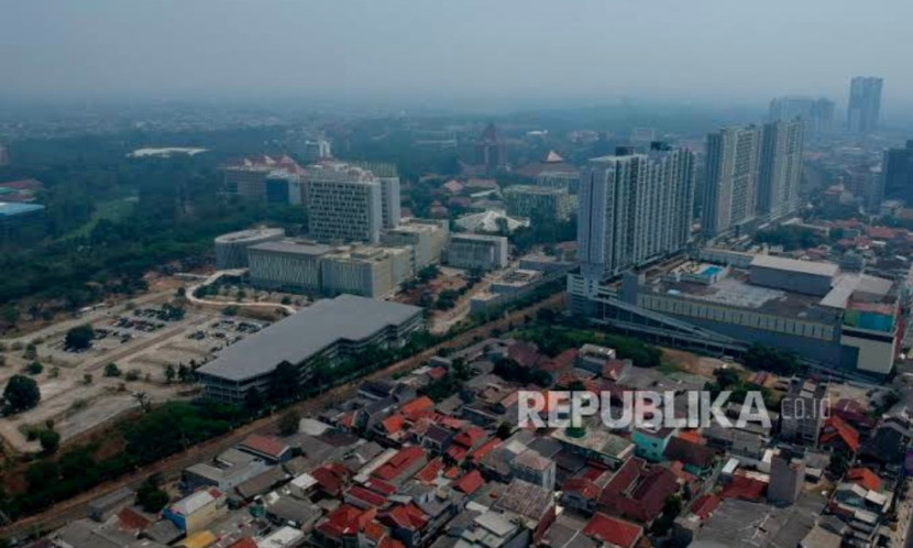 Kualitas udara atau polusi di Depok, Kamis (22/11/2024), pukul 08.00 WIB. (Foto: Republika)