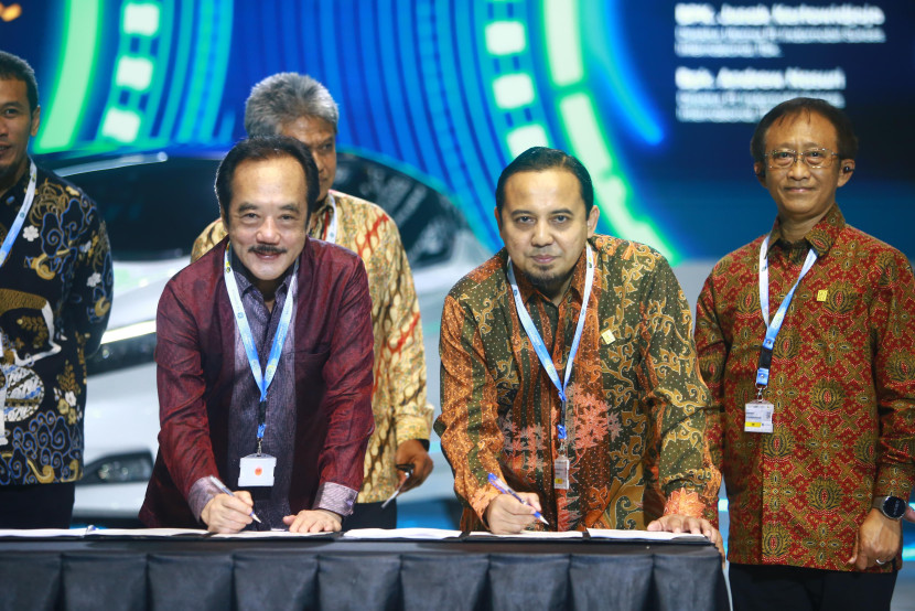  PLN Icon Plus menyambut hangat kehadiran dan partisipasi Indomobil Group dalam acara Electricity Connect 2024 Sumber:PLN Icon Plus 