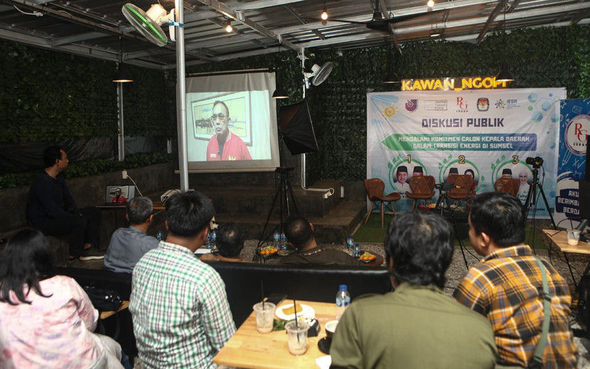 Suasana diskusi publik transisi energi, (FOTO: D Oskandar)