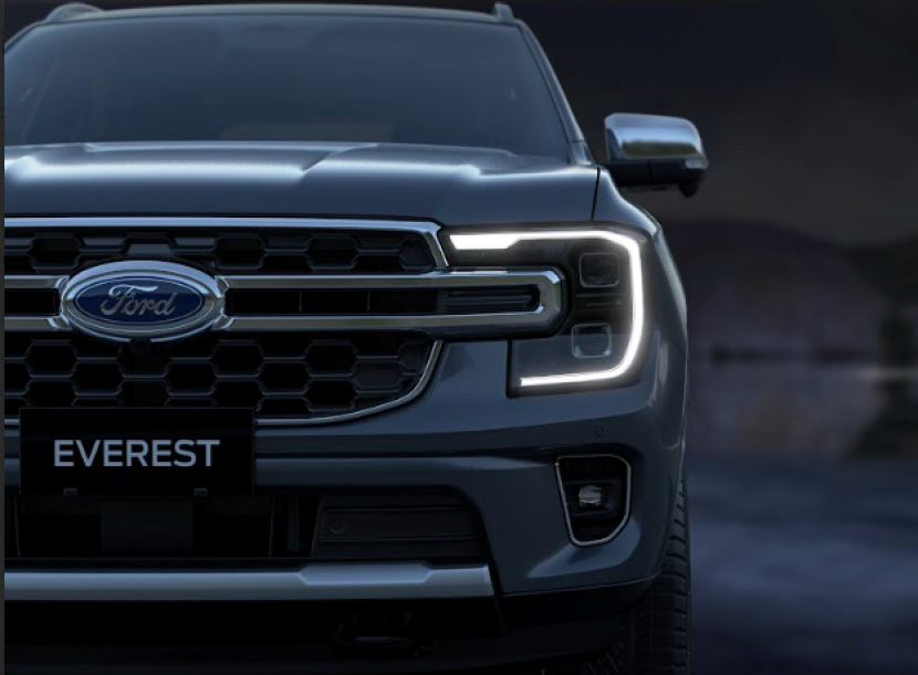 Ford Everest      dok Ford