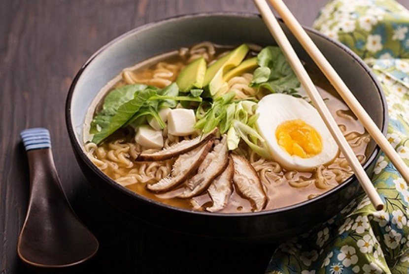 Ramen. Asal usul ramen ternyata dari China bukan Jepang.