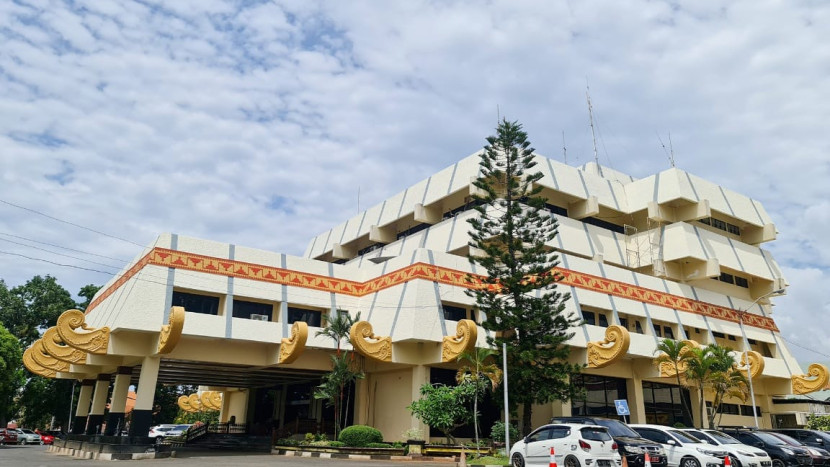 Kantor Gubernur Lampung di Jl Wolter Monginsidi, Telukbetung, Bandar Lampung. (Foto: Dok. SumatraLink.id)