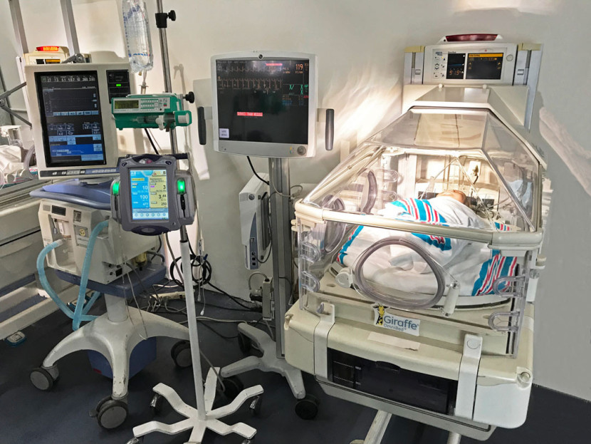 sumber: https://a1props.com/wp-content/uploads/2020/08/NICU-Main.jpg