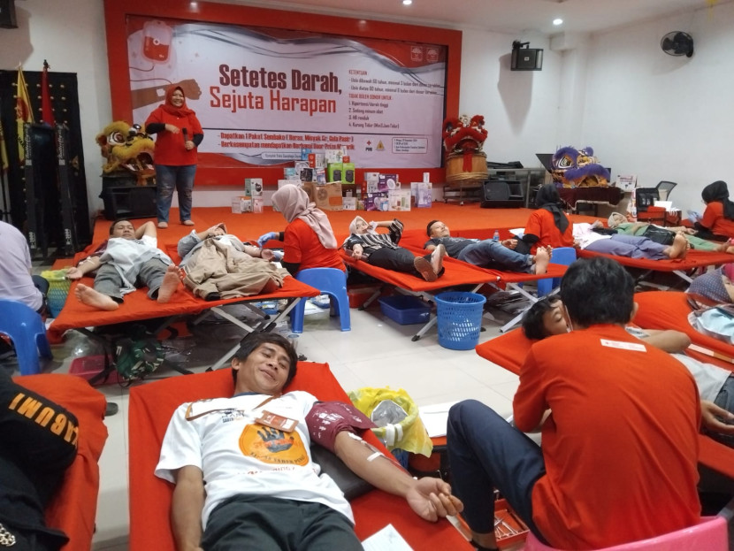 Donor darah yang digelar Inti dan Pinti di Kota Sukabumi, Ahad (1/12/2024).