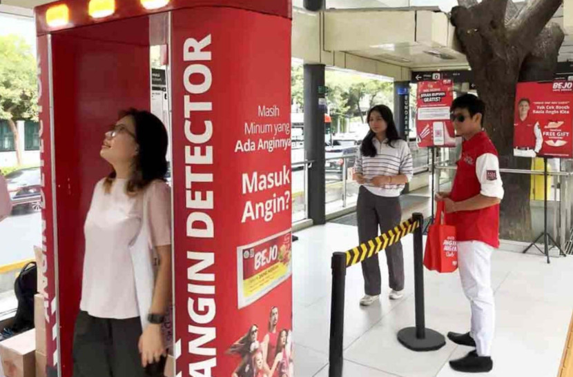 Suasana Razia Angin di beberapa titik di sarana transportasi umum di Jakarta. (Dok RUZKA INDONESIA)