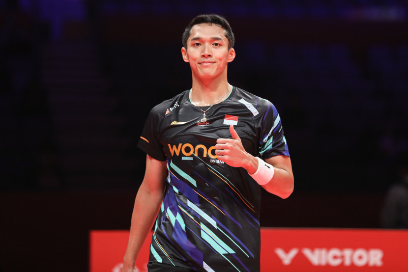 Jonatan Christie. Wakil-wakil Indonesia tetap menjaga asa untuk lolos ke babak semifinal dengan memenangkan laga hari ini. (PBSI)