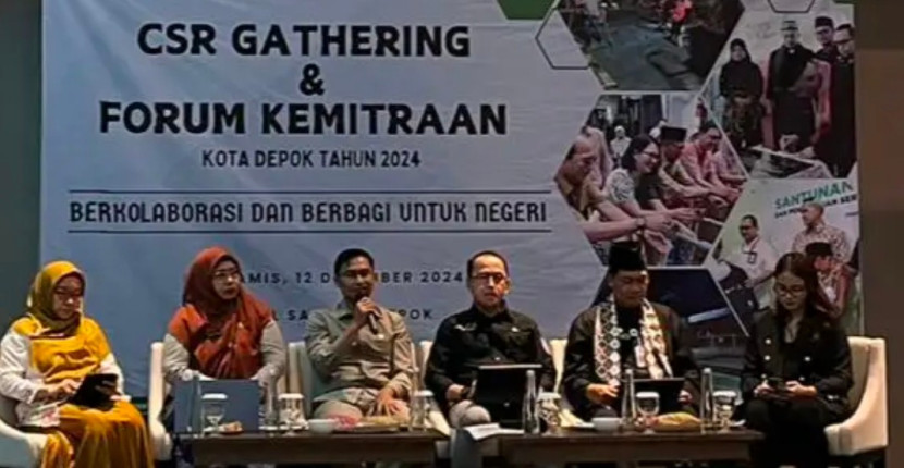 Ketua DPRD Kota Depok, Ade Supriatna (tengah) dalam acara CSR Gathering dan Forum Kemitraan, di Hotel Santika, Kota Depok, Kamis (12/12/2024). (Foto: Dok Diskominfo Kota Depok)