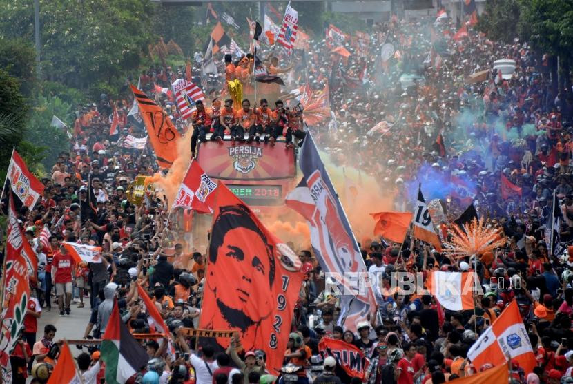 Suporter Persija Jakarta/Ilustrasi. Foto: Republika/Prayogi