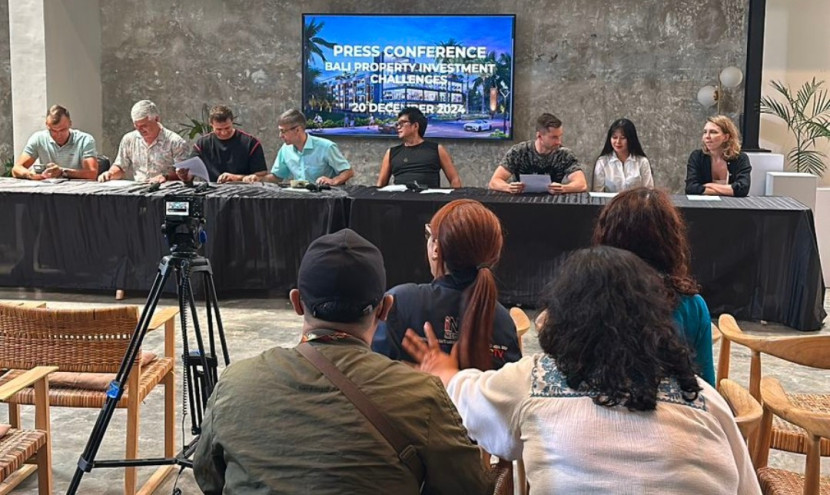 Sejumlah investor Asing The Umalas Signature Bali menggelar jumpa pers terkait konflik kepemilikan apartemen di kawasan Kerobokan, Kuta Utara, Bali. (Foto: Dok RUZKA INDONESIA)