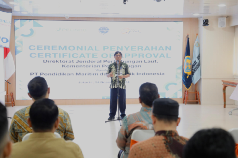 Suasana diklat sertifikasi Ditjen Hubla kepada PT PMLI di kantor pusat Kemenhub pada Selasa (24/12/2024). Sumber: Situs resmi Ditjen Hubla.