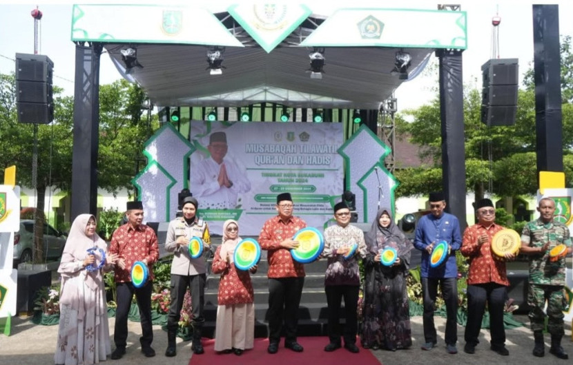 Pembukaan ajang MTQH tingkat Kota Sukabumi di Komplek Pondok Pesantren Terpadu Hayatan Thayyibah Kecamatan Gunungpuyuh, Jumat (27/12/2024).