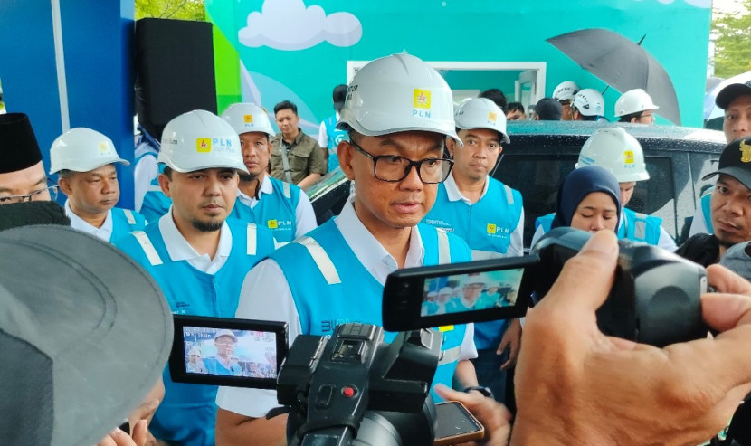 Direktur PT PLN (Persero), Darmawan Prasodjo saat jumpa pers dengan awak media. (Foto: Dok PT PLN)