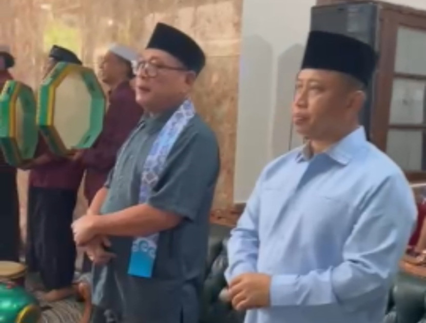 Mazhab HM bersama Supian Suri, Wali Kota Depok terpilih.