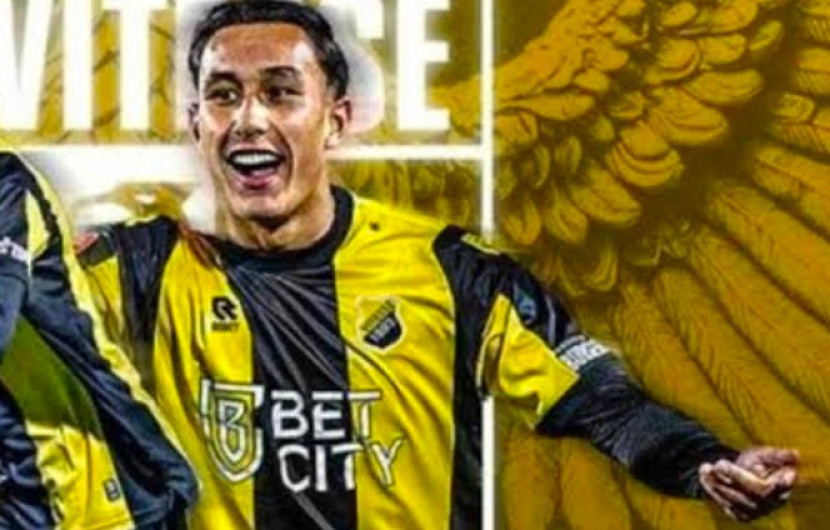 Pemain keturunan Belanda Depok, Miliano Jonathans saat memperkuat klub Vitesse Arnhem. (Foto: Dok RUZKA INDONESIA)