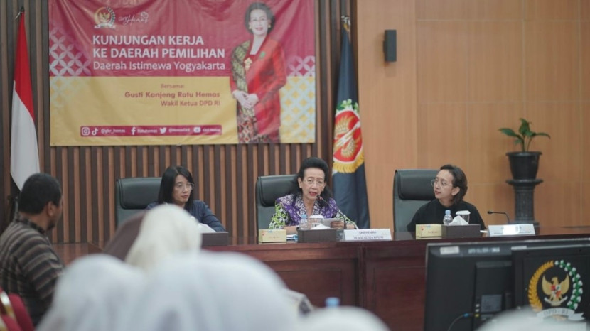 Wakil Ketua DPD RI, Gusti Kanjeng Ratu Hemas mengapresiasi pemerintah melibatkan UMKM dalam pelaksanaan program MGB. (Foto: Dok RUZKA INDONESIA)