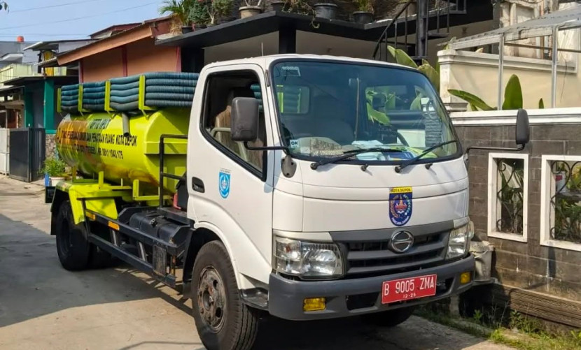 Mobil UPTD IPLT Dinas PUPR Kota Depok. (Foto: Dok RUZKA INDONESIA)