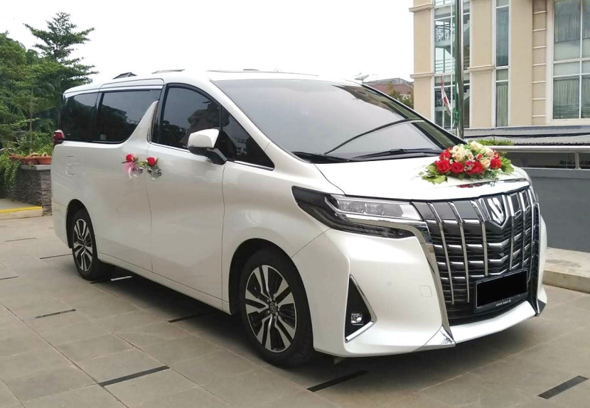 https://www.kencanacars.com/sewa-alphard-jogja.php