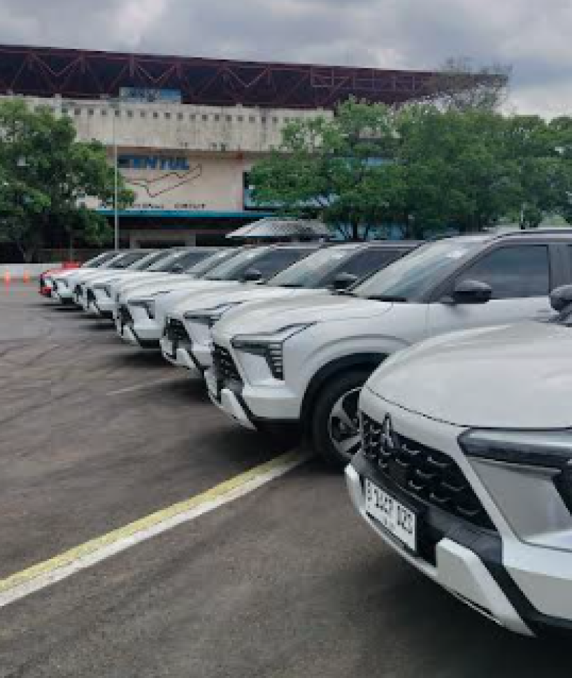 Tampak Mitsubishi XForce Ultimate DS yang terparkir rapi di sirkuit Sentul.    dok Motoresto.id