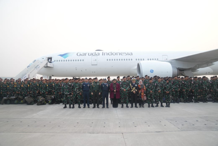 Pasukan TNI tiba di Bandara Internasional Indira Gandhi, New Delhi, Kamis (16/1/2025). Sumber: Seputar Militer