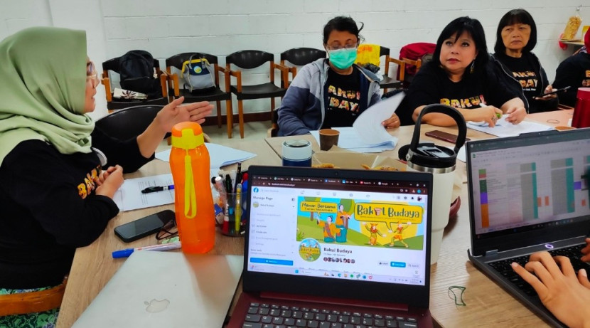 Rapat kerja komunitas Bakul Budaya FIB UI. (Foto: Dok Humas Bakul Budaya)