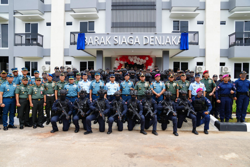 Panglima TNI Jenderal Agus Subiyanto meresmikan Gedung Trisula Barak Denjaka. Sumber: Seputar Militer