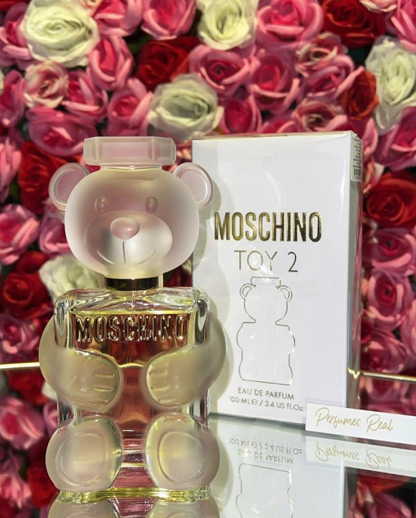 Toy 2 by Moschino (sumber: Pinterest/ Dalila Hurtado)