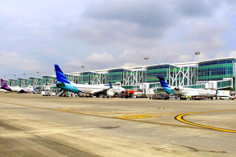 Sejumlah pesawat terparkir di Bandara Soekarno Hatta, Tangerang, Banten. (Foto: Injourney Airports)