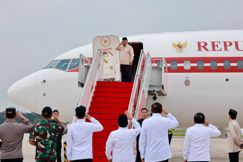 Presiden Prabowo Subianto di Lanud Halim Perdanakusuma, Jakarta Timur, Kamis (23/1/2025). Sumber: Seputar Militer