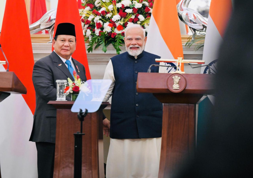 Presiden RI Prabowo Subianto dan Perdana Menteri India Narendra Modi menyaksikan lima MoU di yderabad House, New Delhi. Sumber: Seputar Militer