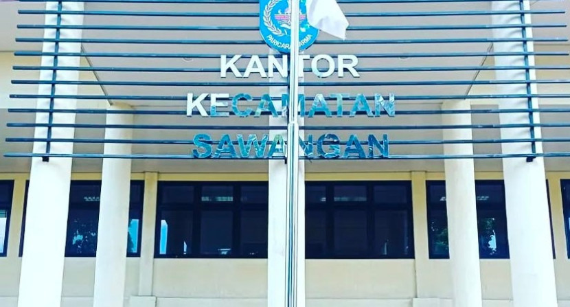 Kantor Kecamatan Sawangan, Kota Depok. (Foto: Dok RUZKA INDONESIA)