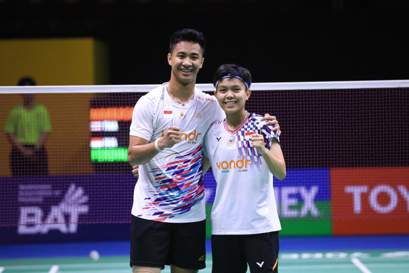 Dua ganda campuran Indonesia akan saling berhadapan di semifinal Thailand Masters 2025.