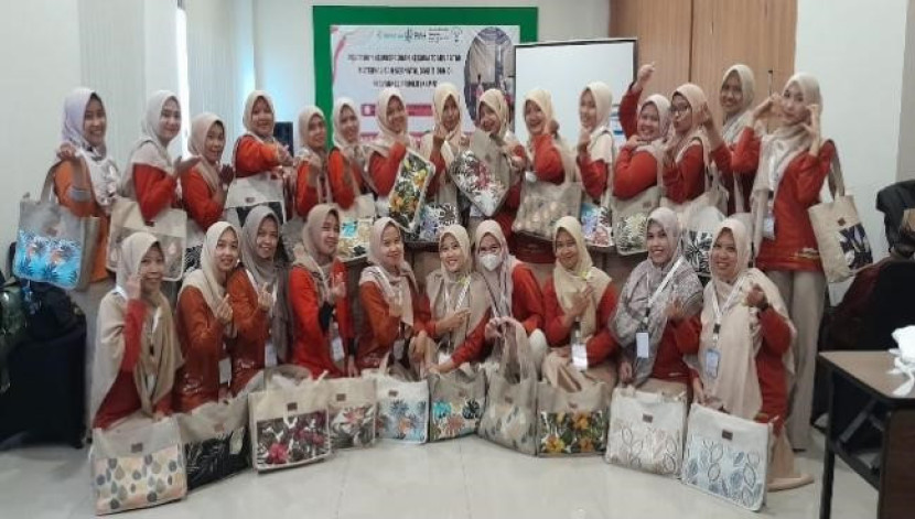 Dokumentasi setelah pelaksanaan pelatihan Kewaspadaan Kegawatan Maternal dan Neonatal (KKMN)