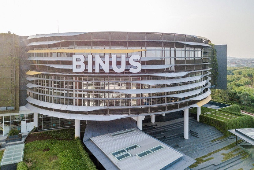 Binus University masuk dalam jajaran tiga besar kampus terbaik di Indonesia versi THE WUR 2025. Foto : binus