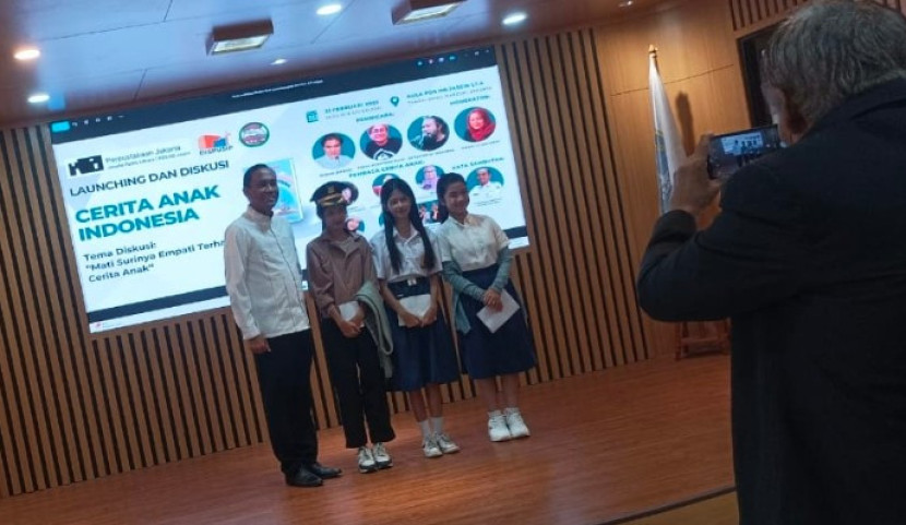 Peluncuran buku Cerita Anak Indonesia yang berlangsung di Pusat Dokumentasi Sastra HB Jassin, Taman Ismail Marzuki (TIM). (Foto: Fanny J Poyk)