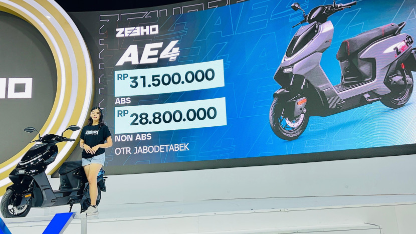 Tampilan ZEEHO AE4 Pada Ajang BCA Expoversary 2025 (Doc. MotoResto).