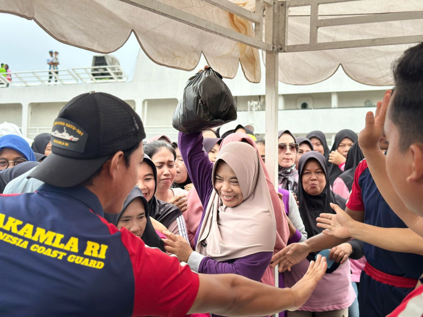 Bakamla gelar pemeriksaan kesehatan gratis bagi masyarakat Sumber:foto Humas Bakamla